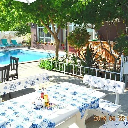 מלון Prestige House