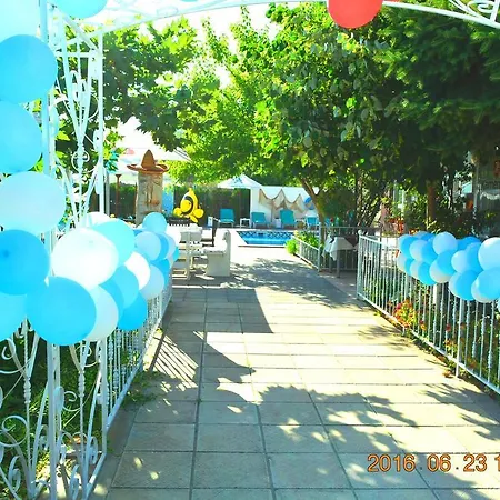 Prestige House Солнечный берег