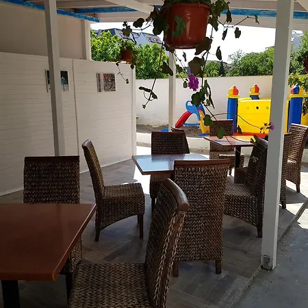 Prestige House Отель