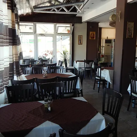 Prestige House Отель