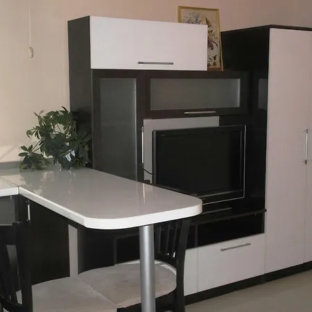 Prestige House Отель